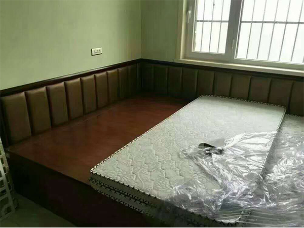 榻榻米床圍