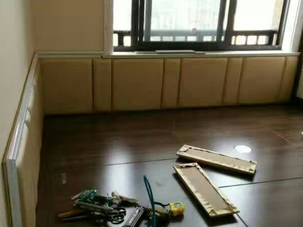 榻榻米床圍