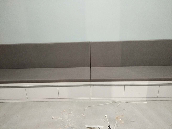 軟包卡座