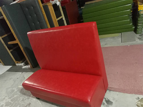 軟包卡座