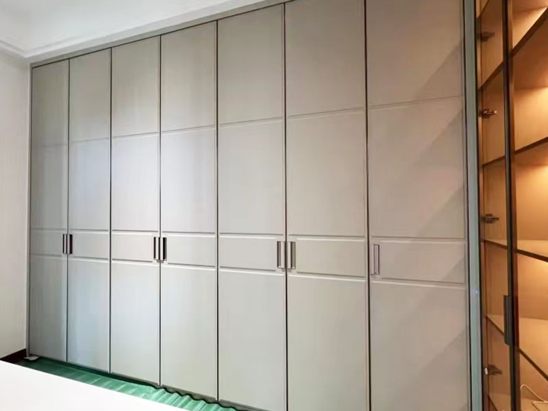 青島皮革門板工廠