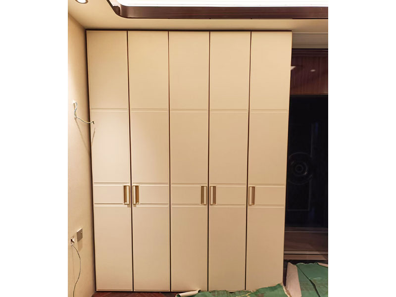 青島皮革門板工廠